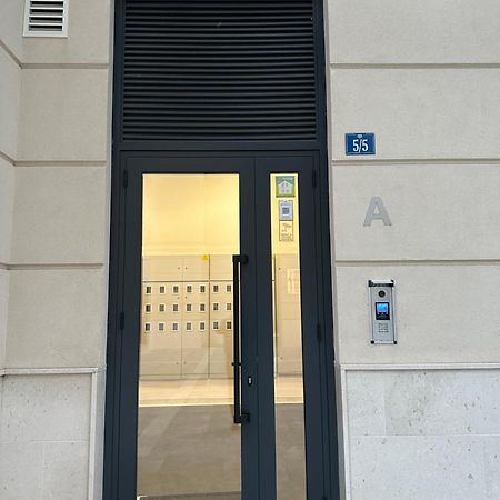 Fantastic New Centre Apartment Podgorica Exterior foto