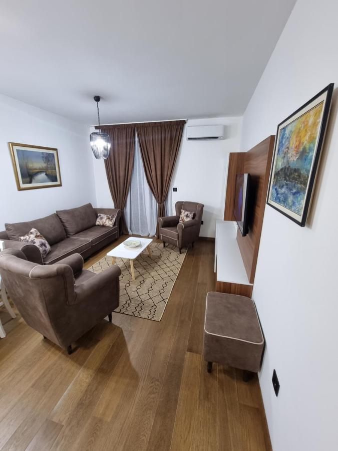 Fantastic New Centre Apartment Podgorica Exterior foto
